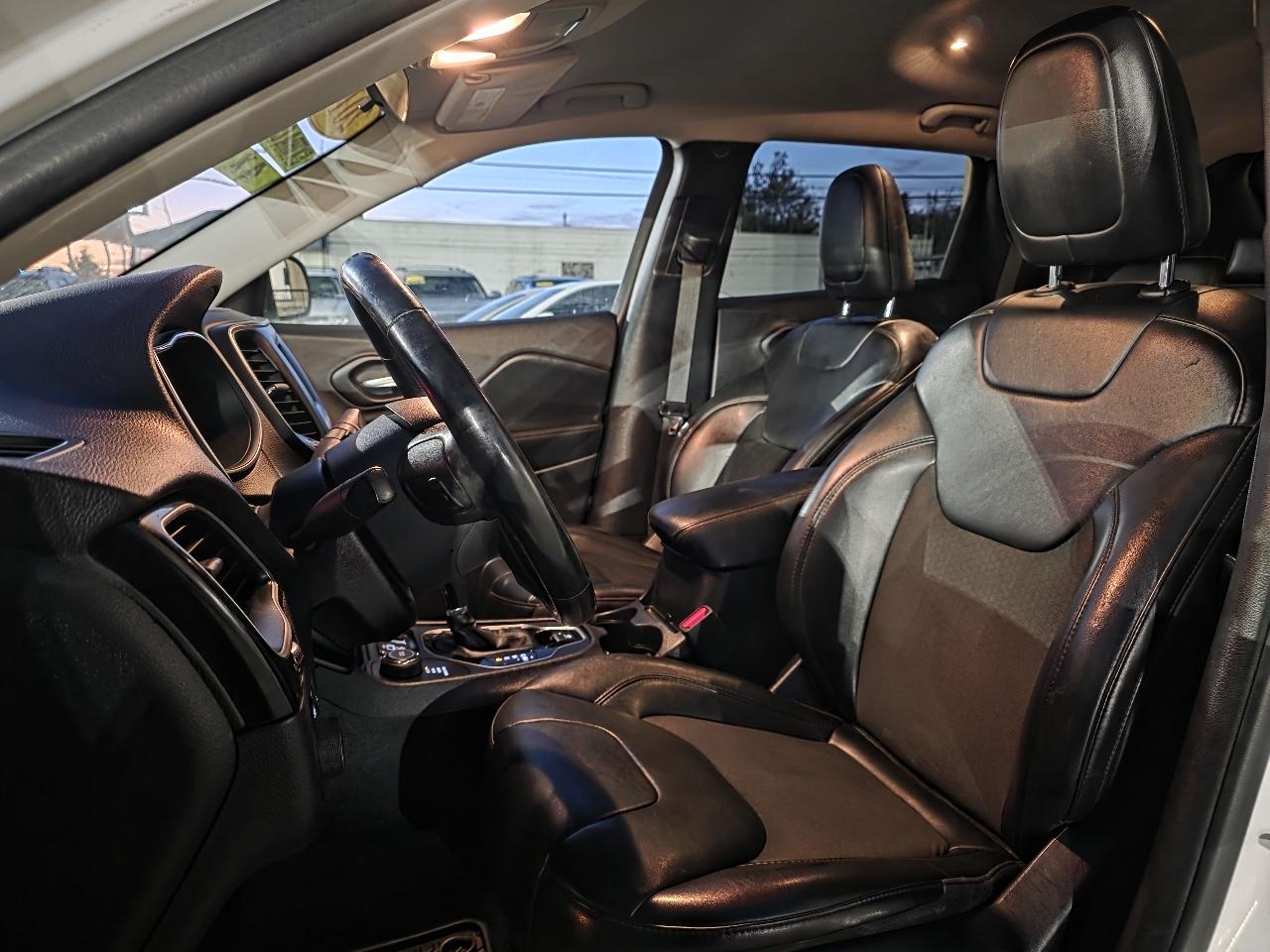 Jeep Cherokee Altitude 4x4 2019