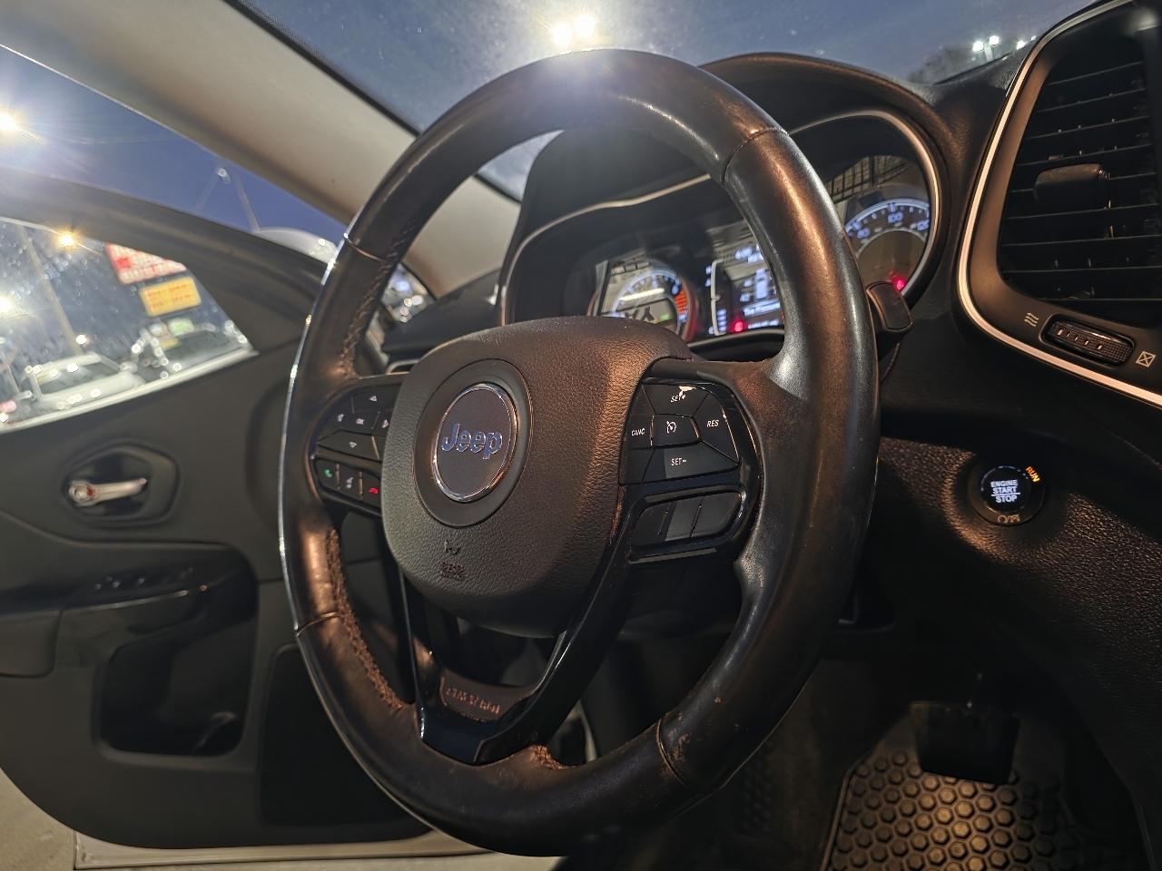 Jeep Cherokee Altitude 4x4 2019