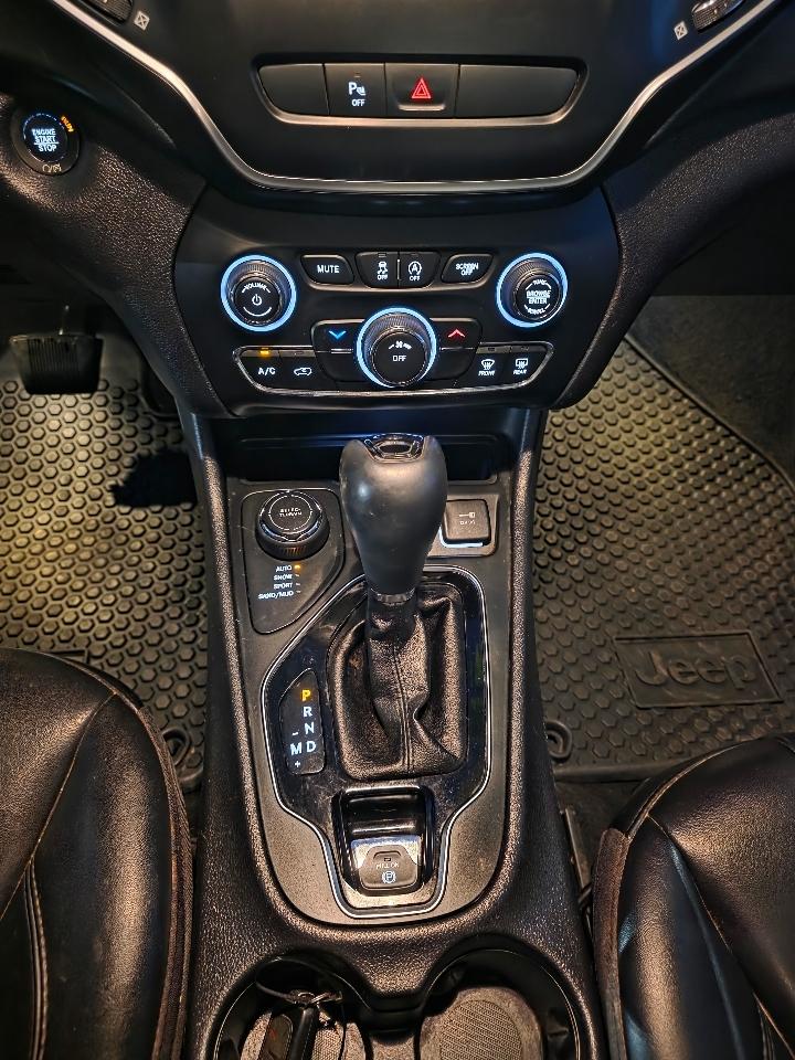 Jeep Cherokee Altitude 4x4 2019