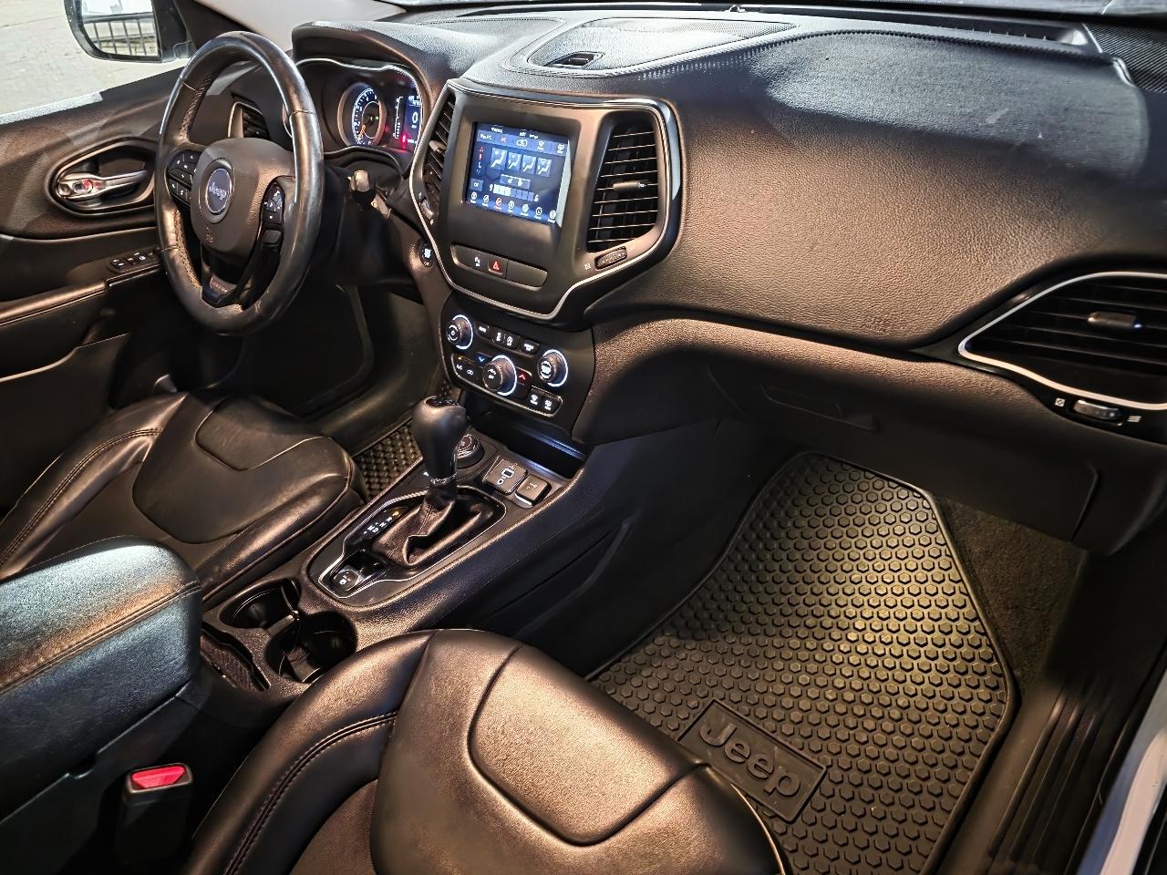 Jeep Cherokee Altitude 4x4 2019