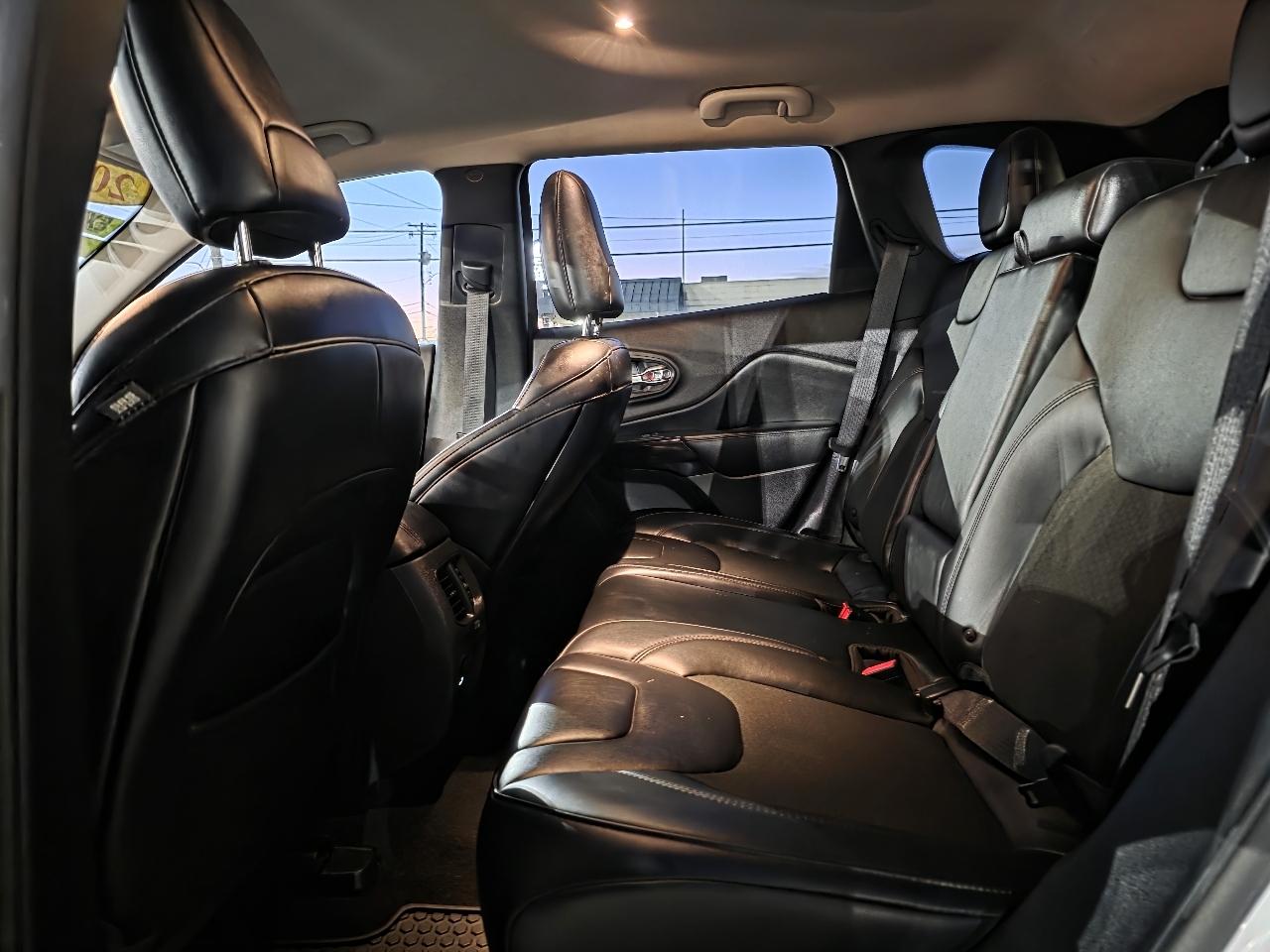 Jeep Cherokee Altitude 4x4 2019