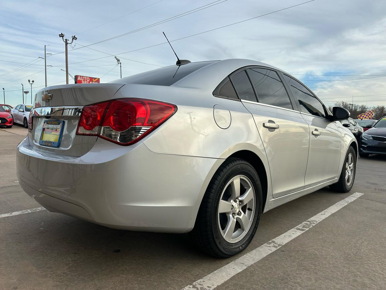 Chevrolet Cruze Limited 4dr Sdn Auto LT w/1LT 2016
