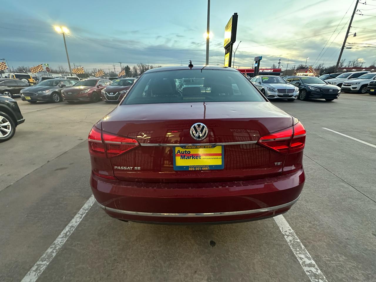 Volkswagen Passat 4dr Sdn 1.8T Auto SE 2016
