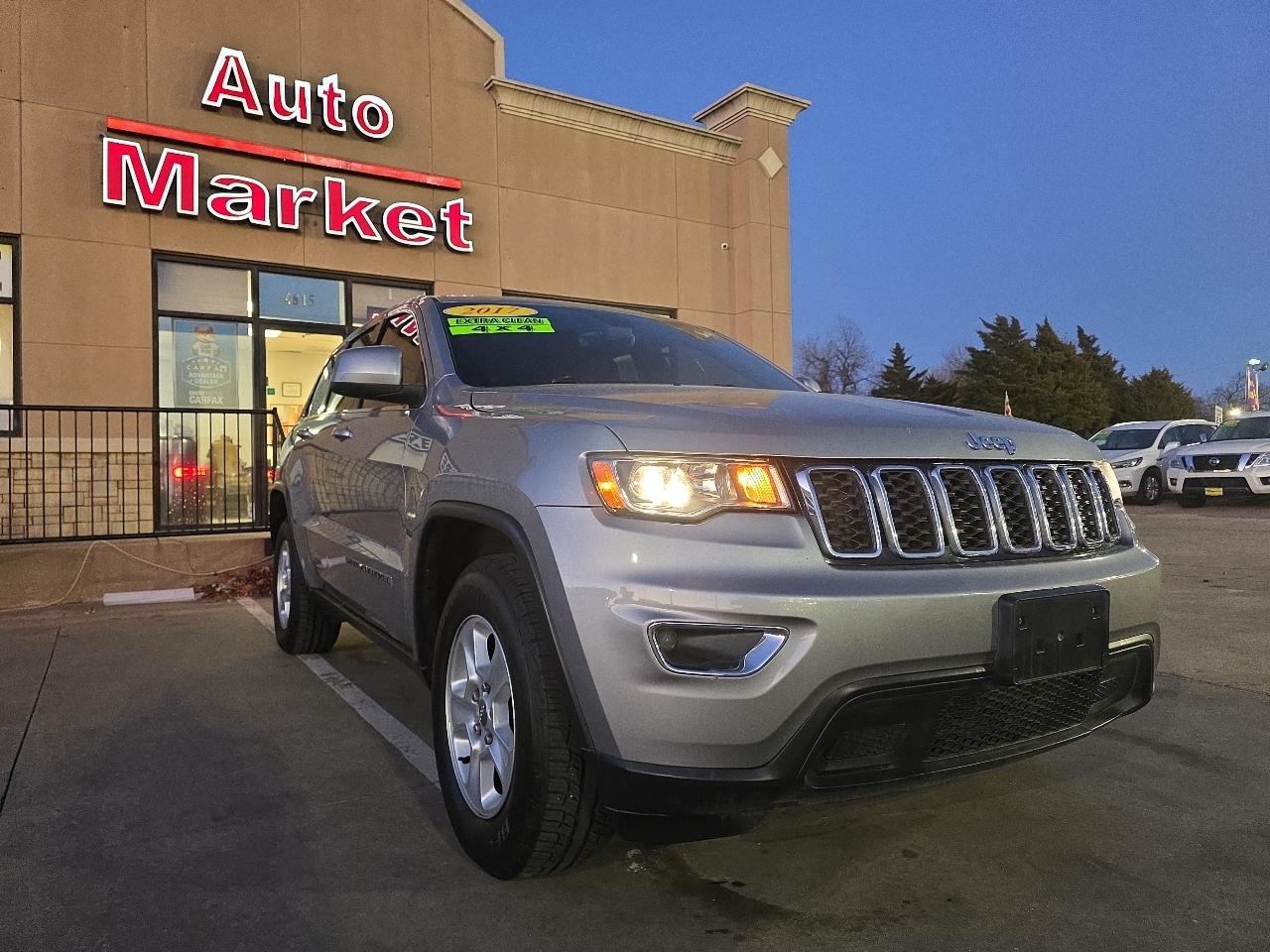 Jeep Grand Cherokee Laredo 4x2 2017