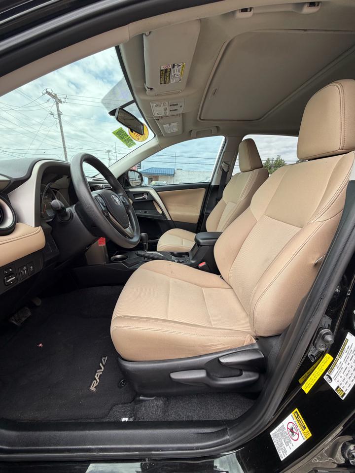 Toyota RAV4 FWD 4dr XLE (Natl) 2014