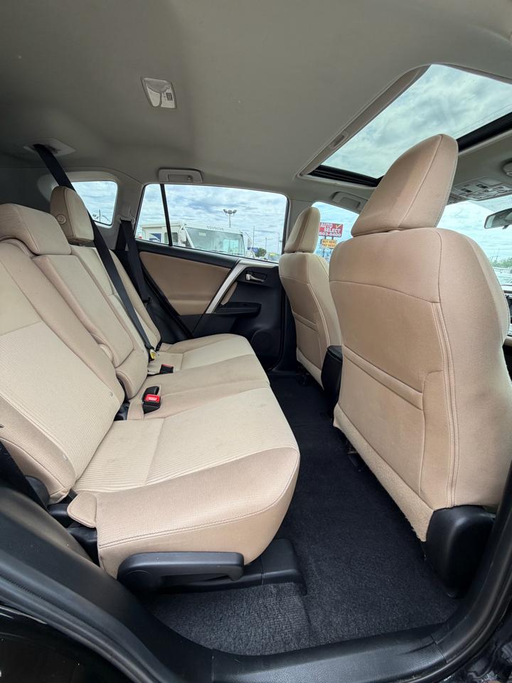 Toyota RAV4 FWD 4dr XLE (Natl) 2014
