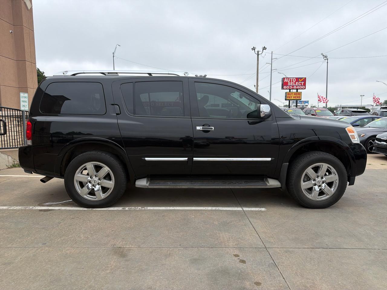 Nissan Armada 4WD 4dr Platinum 2011