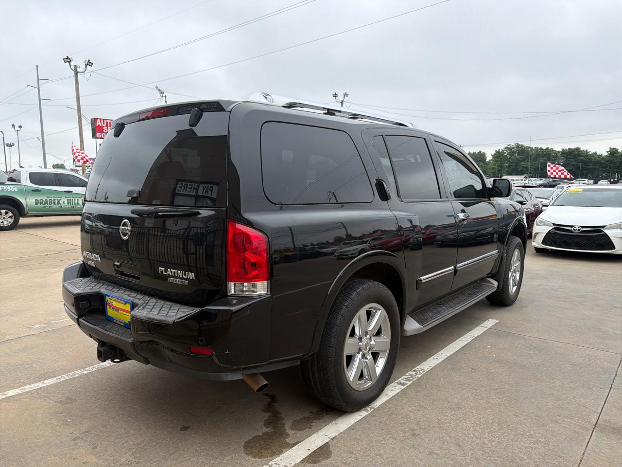 Nissan Armada 4WD 4dr Platinum 2011
