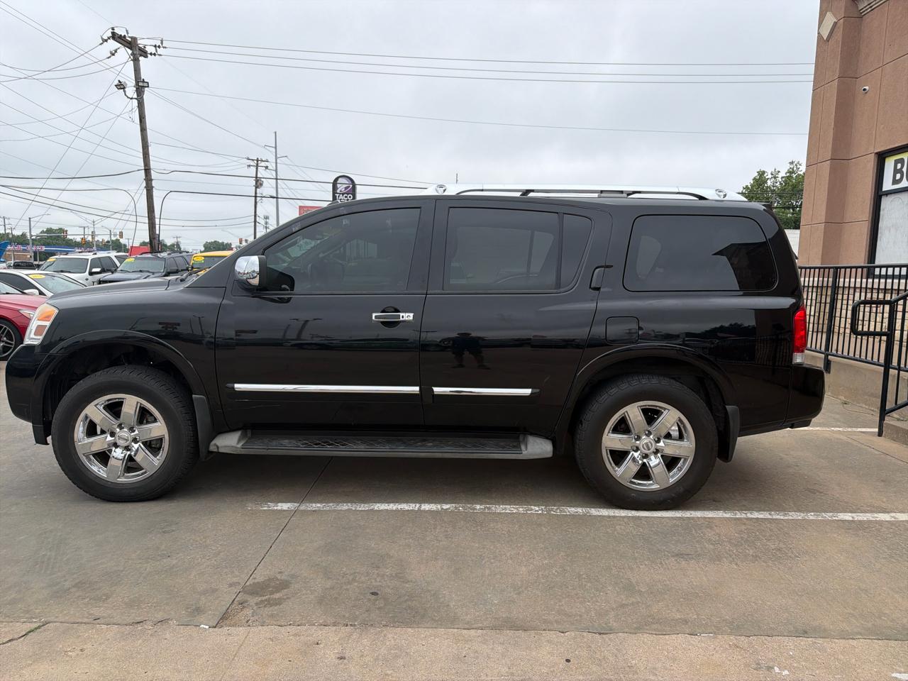 Nissan Armada 4WD 4dr Platinum 2011