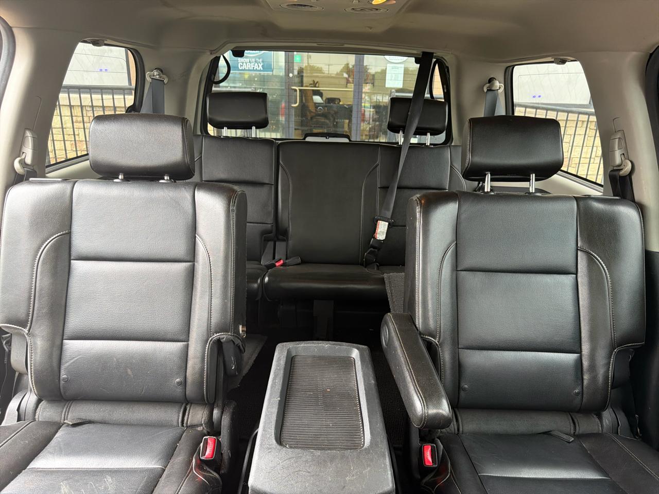 Nissan Armada 4WD 4dr Platinum 2011