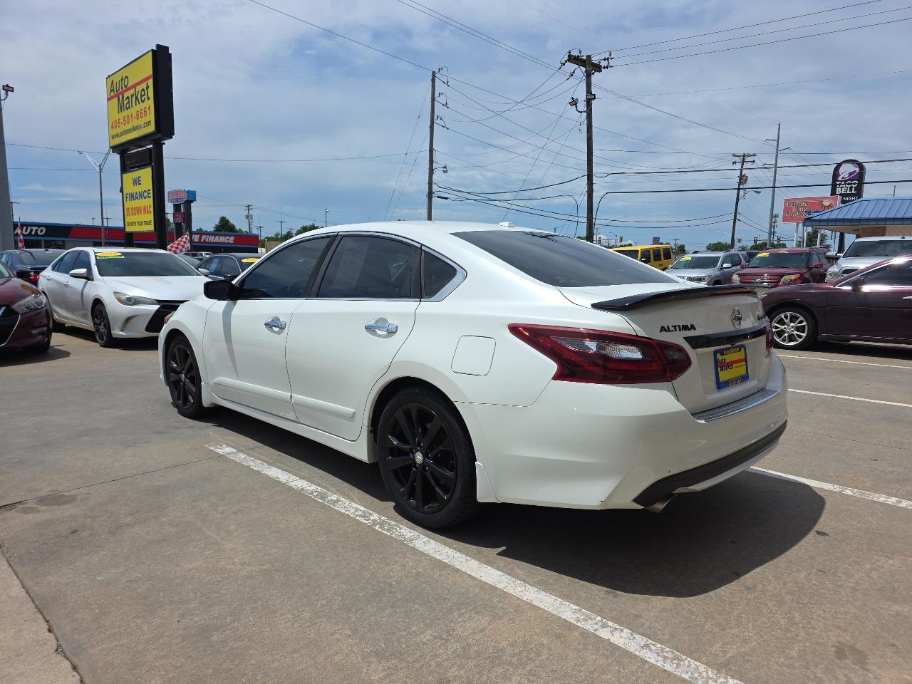 Nissan Altima 2.5 SR Sedan 2018