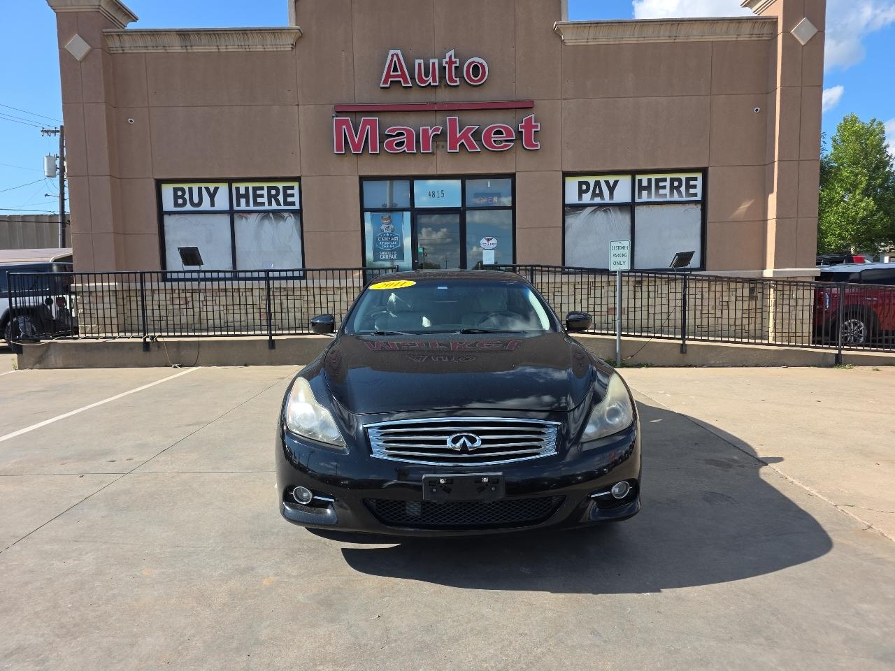 Infiniti G37 Convertible 2dr Base 2011