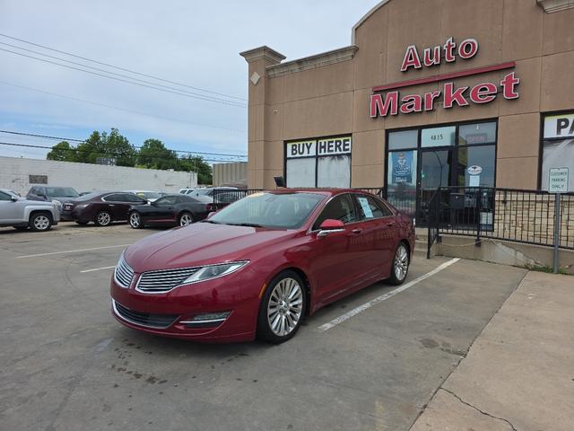 Red 2013 Lincoln MKZ FWD Sedan Front-Wheel Drive 6-Speed Automatic