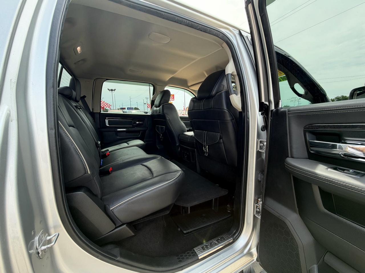 RAM 2500 4WD Crew Cab 149" Longhorn Limited 2014