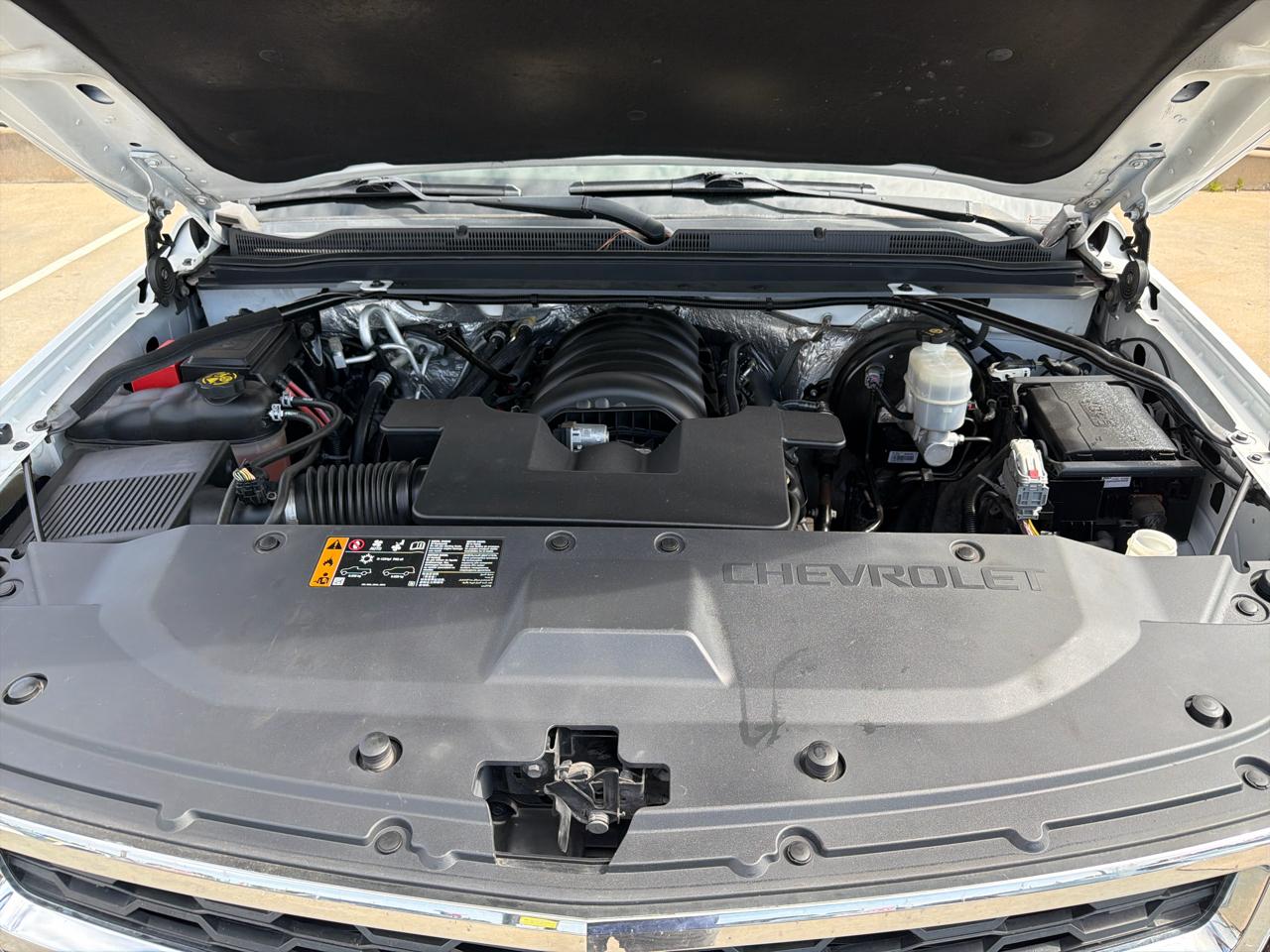 Chevrolet Suburban 2WD 4dr 1500 LT 2017