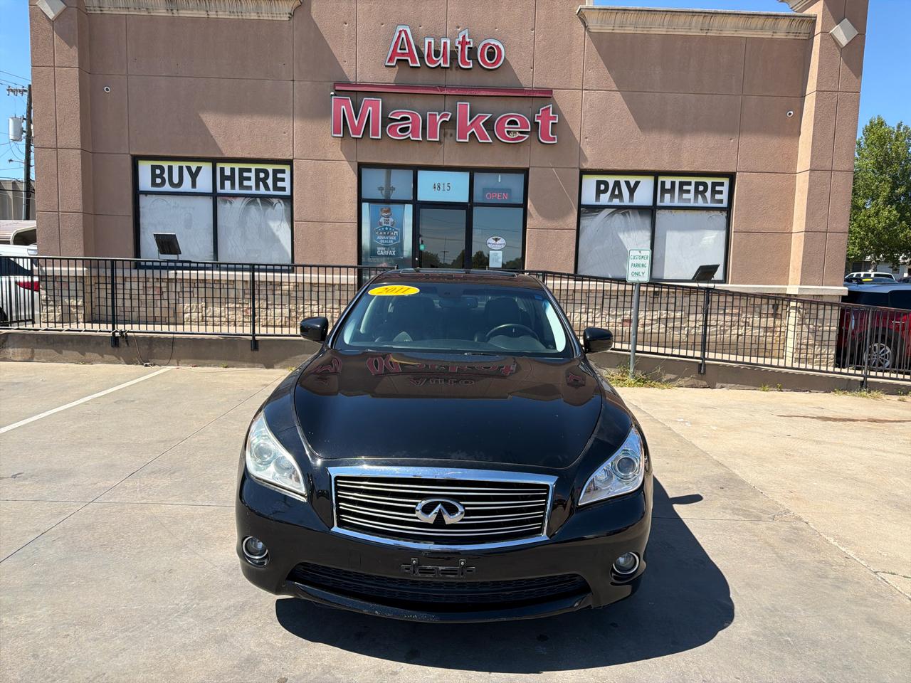 Infiniti M37 4dr Sdn RWD 2011