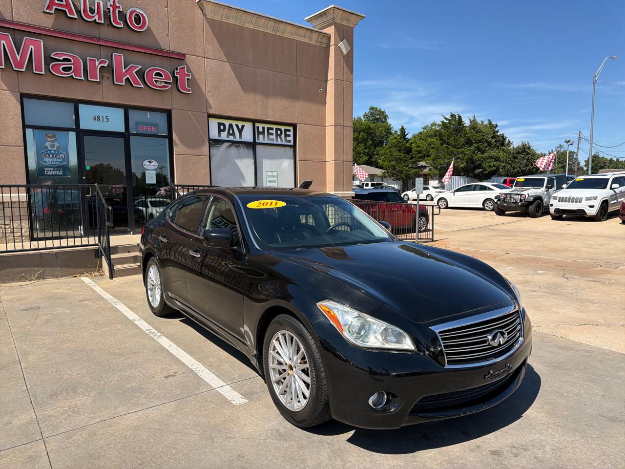 Infiniti M37 4dr Sdn RWD 2011