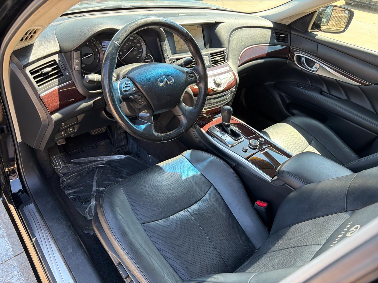 Infiniti M37 4dr Sdn RWD 2011