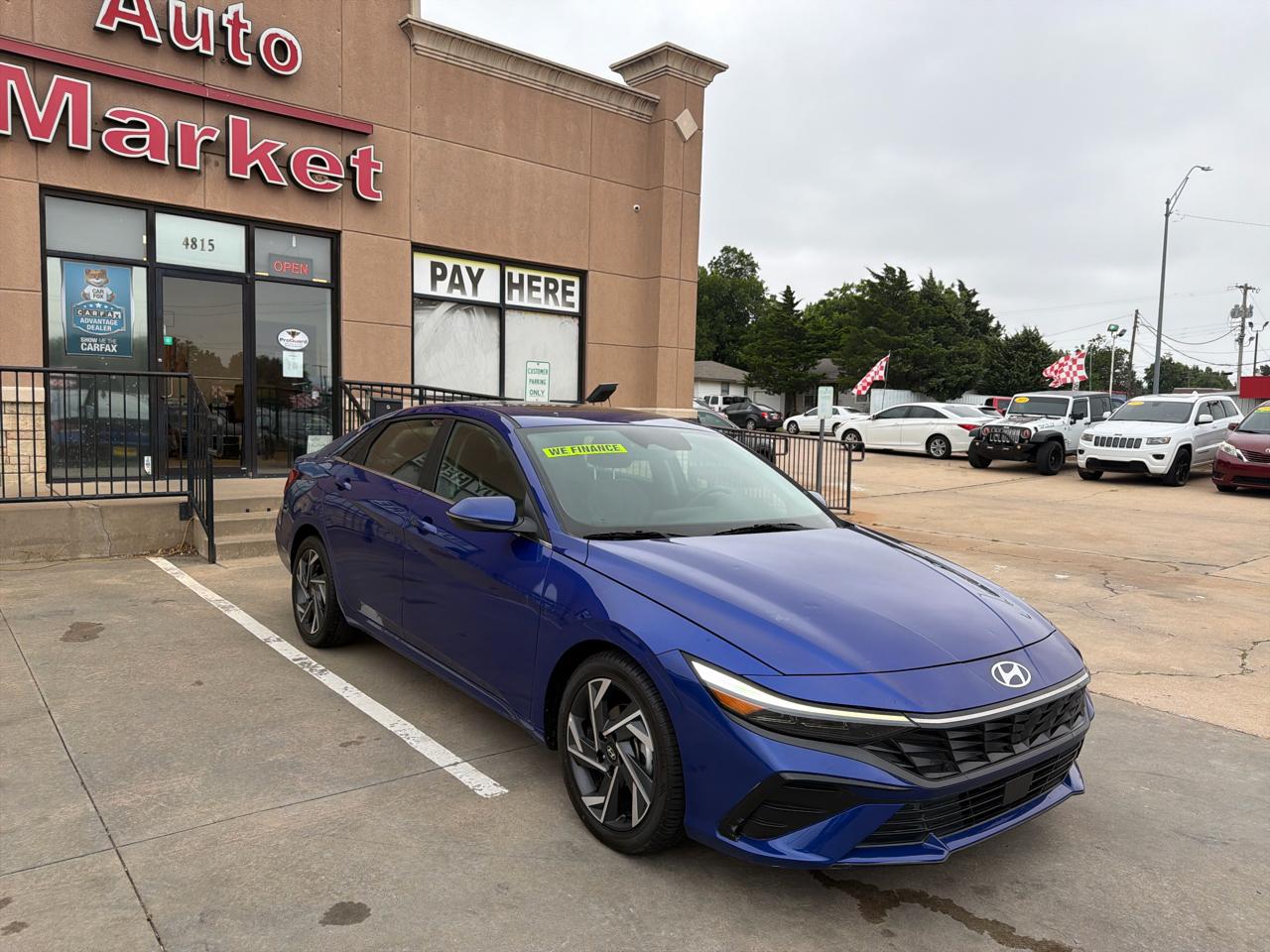 Hyundai Elantra Limited IVT 2025