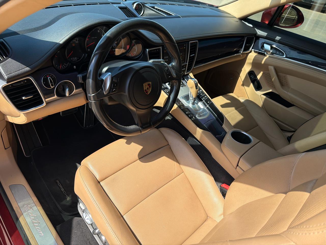 Porsche Panamera 4dr HB 4 2016
