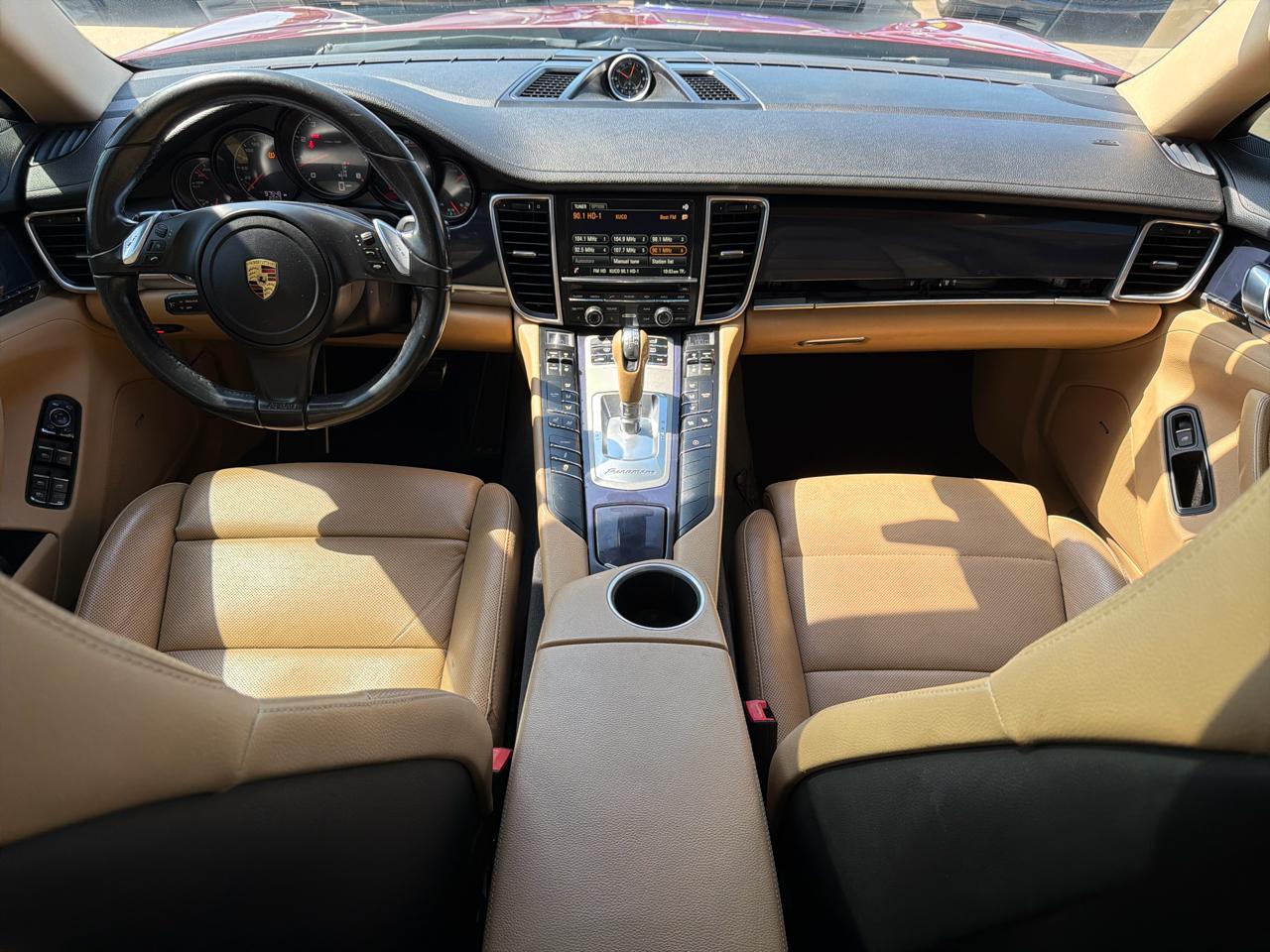 Porsche Panamera 4dr HB 4 2016