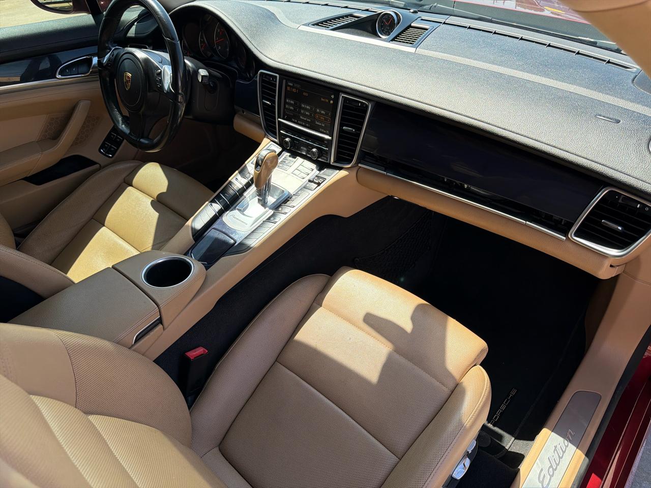 Porsche Panamera 4dr HB 4 2016