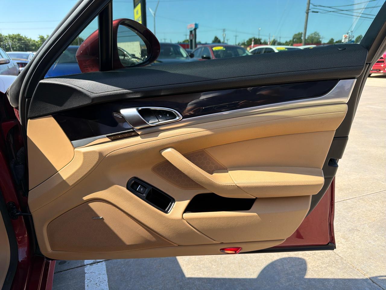 Porsche Panamera 4dr HB 4 2016