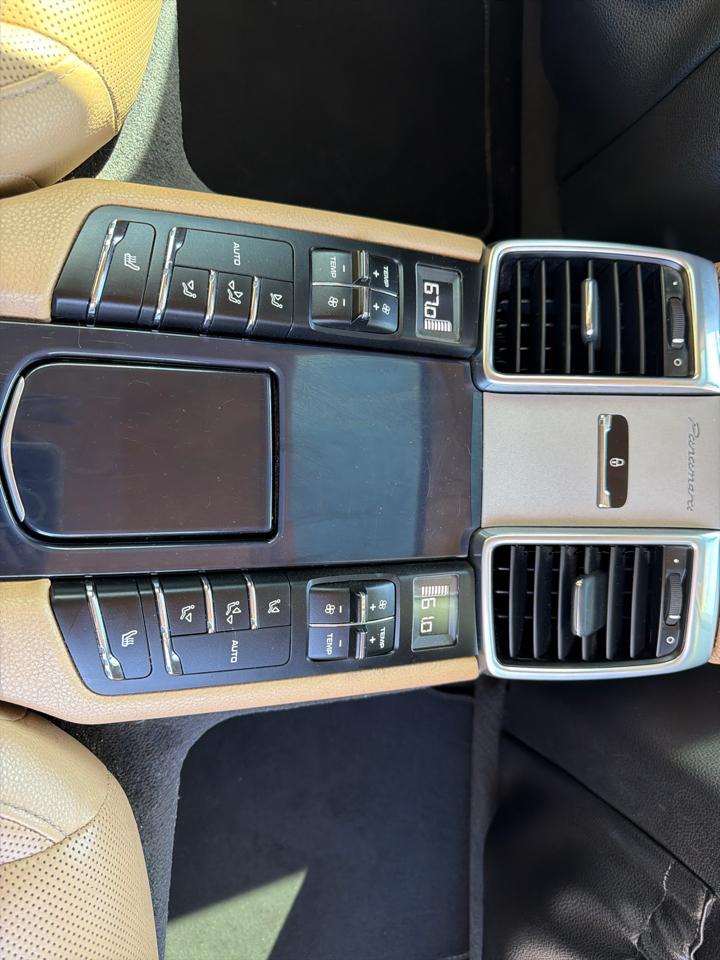 Porsche Panamera 4dr HB 4 2016