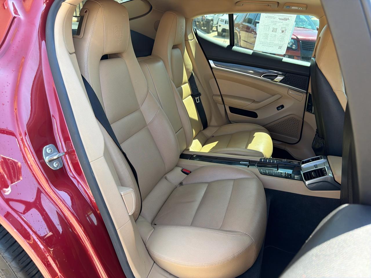 Porsche Panamera 4dr HB 4 2016
