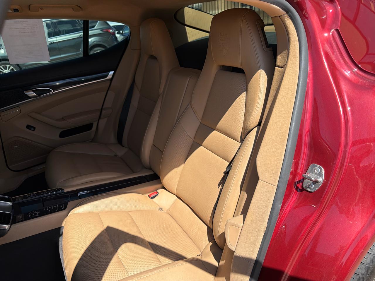 Porsche Panamera 4dr HB 4 2016