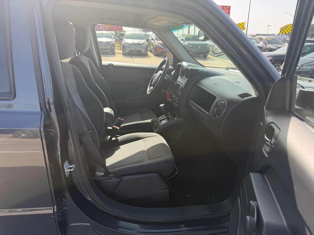 Jeep Patriot FWD 4dr Sport 2016
