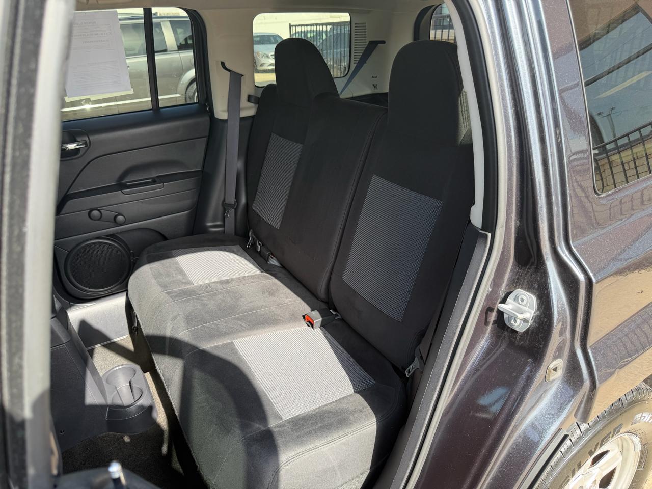 Jeep Patriot FWD 4dr Sport 2016