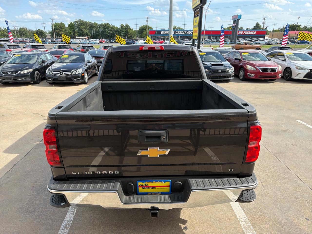 Chevrolet Silverado 1500 4WD Crew Cab 143.5" LT w/2LT 2015