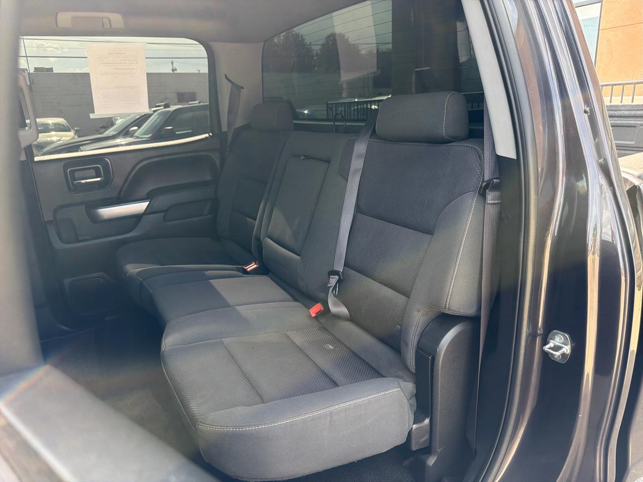 Chevrolet Silverado 1500 4WD Crew Cab 143.5" LT w/2LT 2015