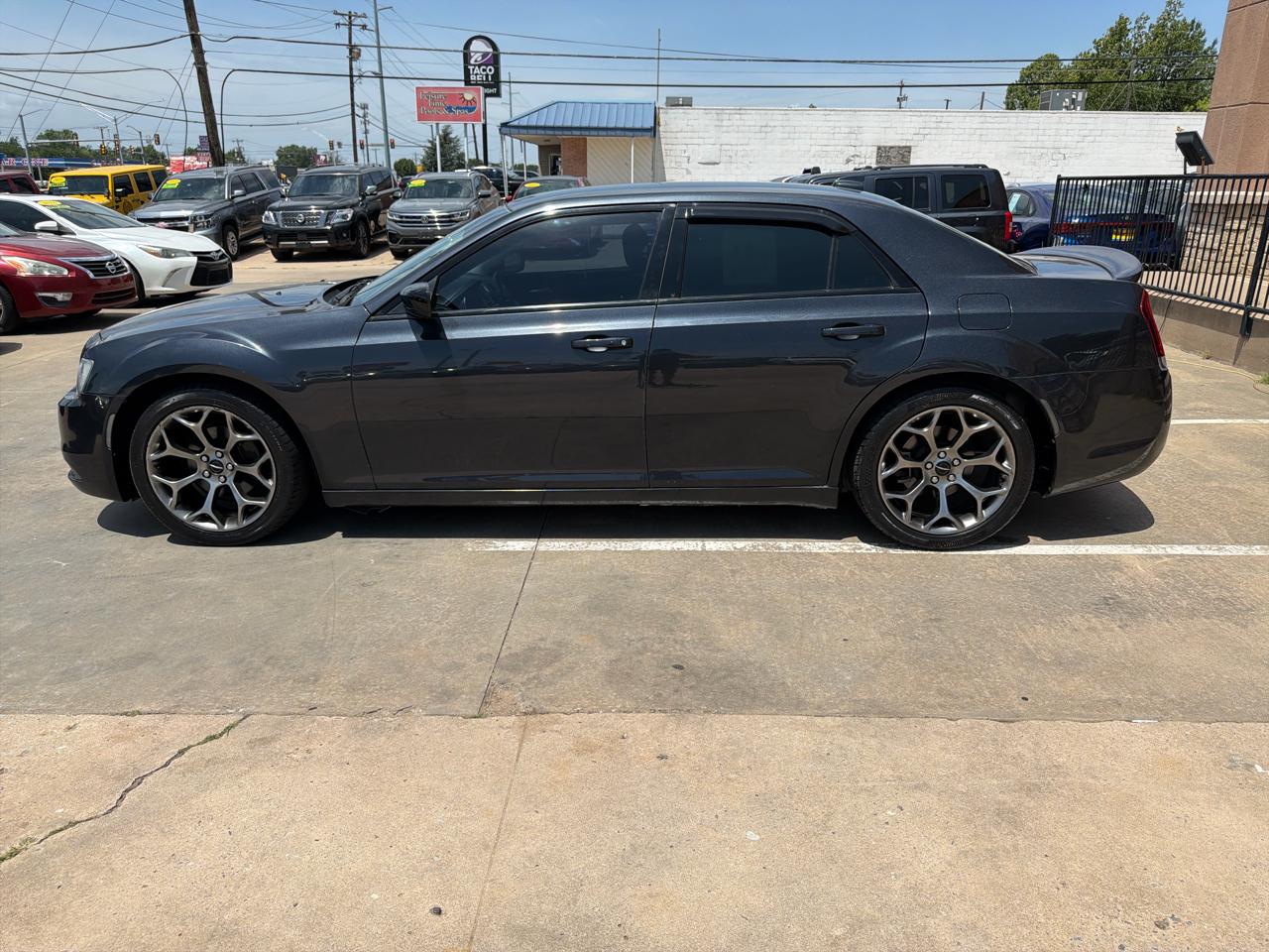Chrysler 300 Touring RWD 2018