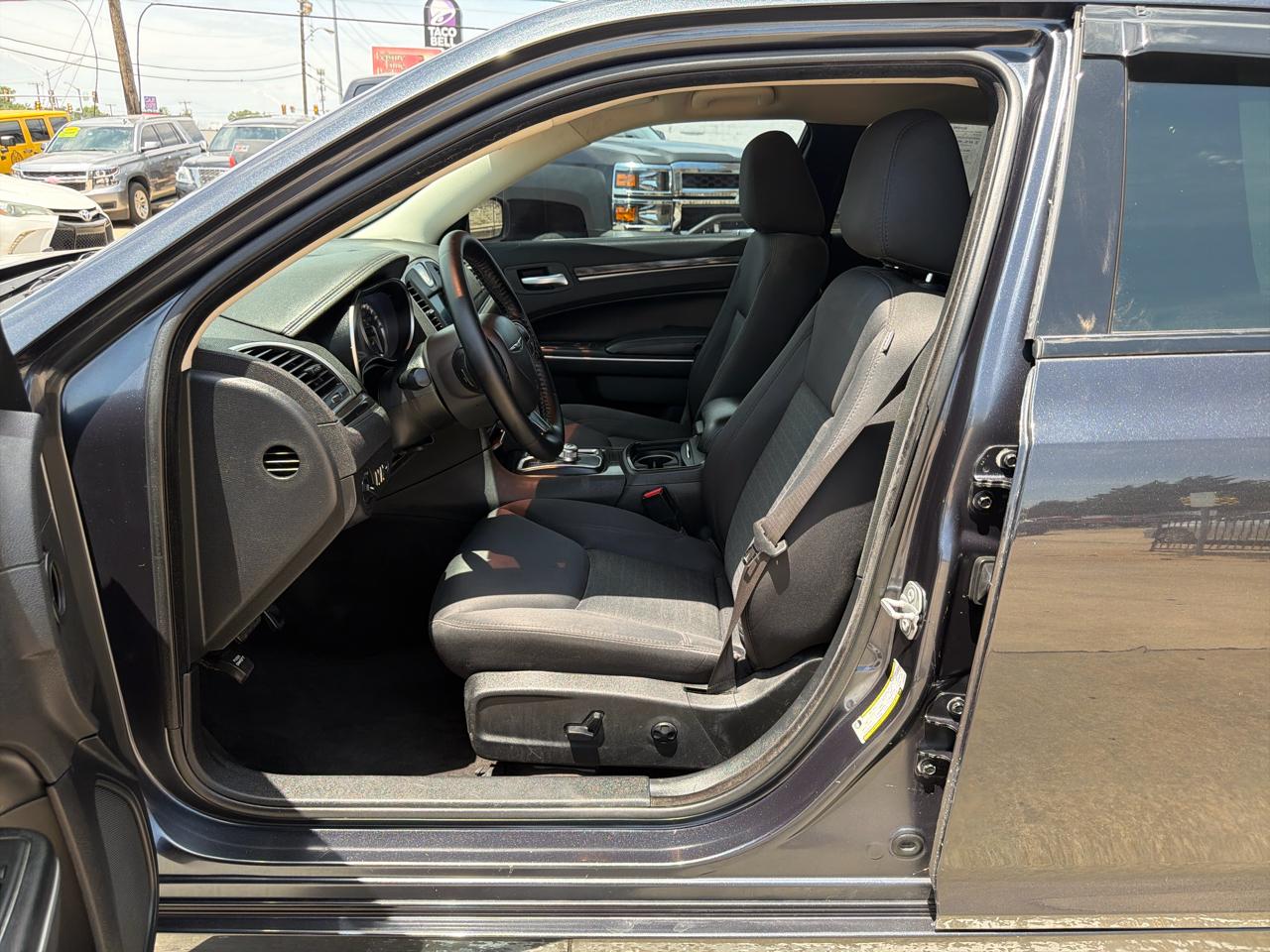 Chrysler 300 Touring RWD 2018