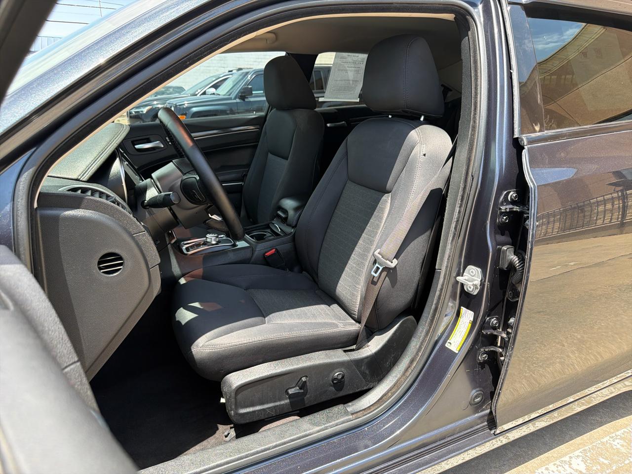 Chrysler 300 Touring RWD 2018