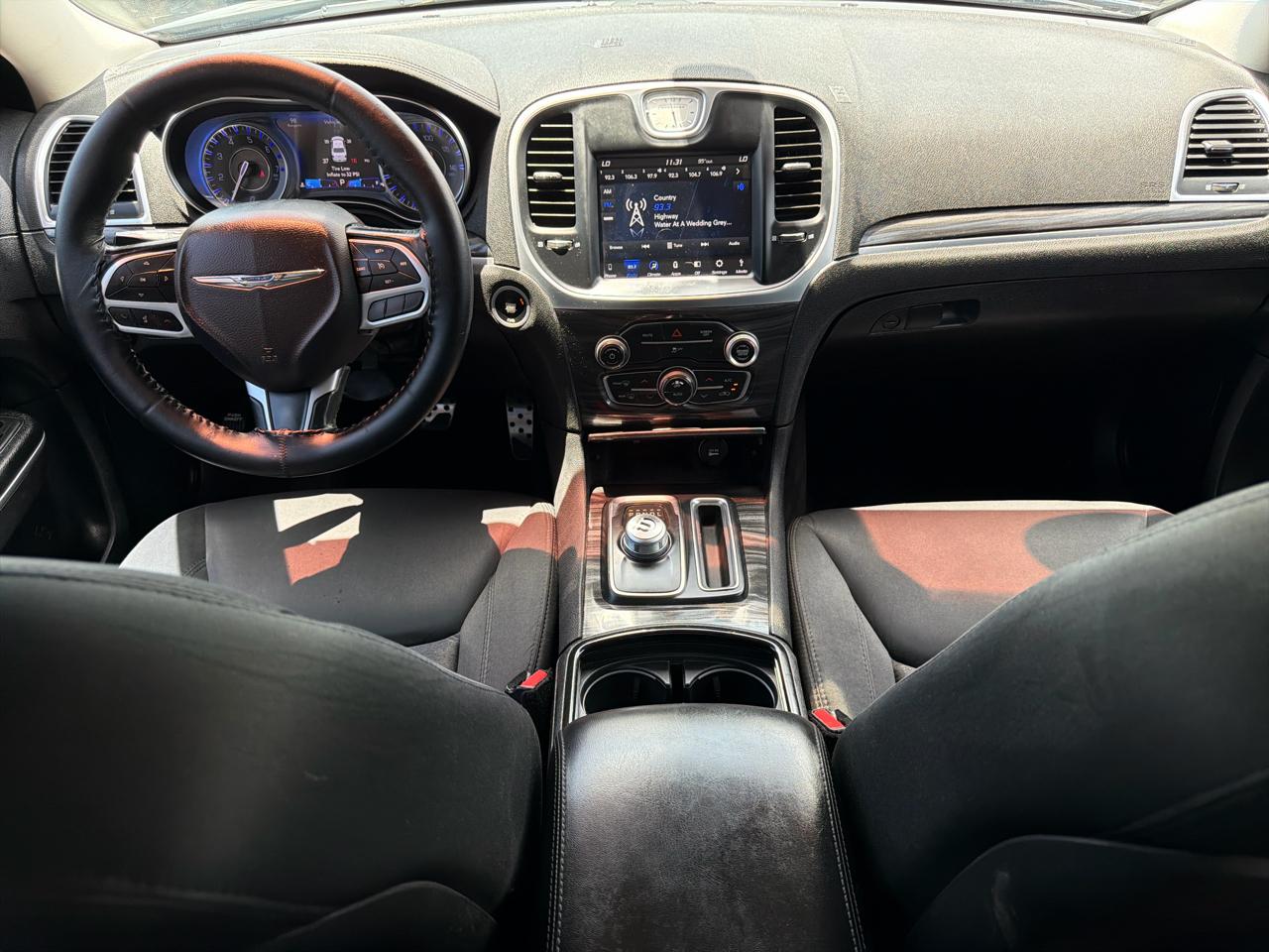 Chrysler 300 Touring RWD 2018