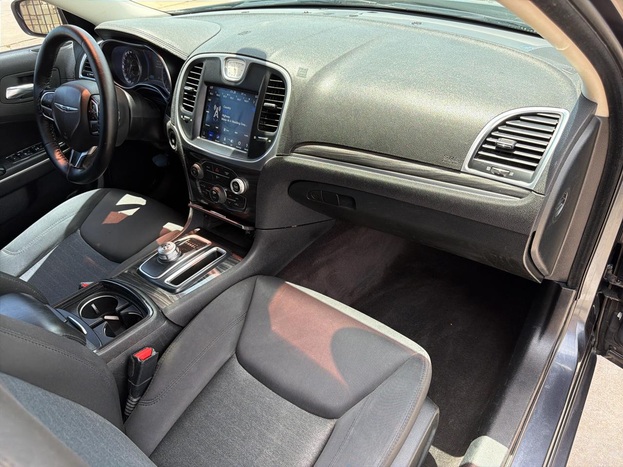 Chrysler 300 Touring RWD 2018
