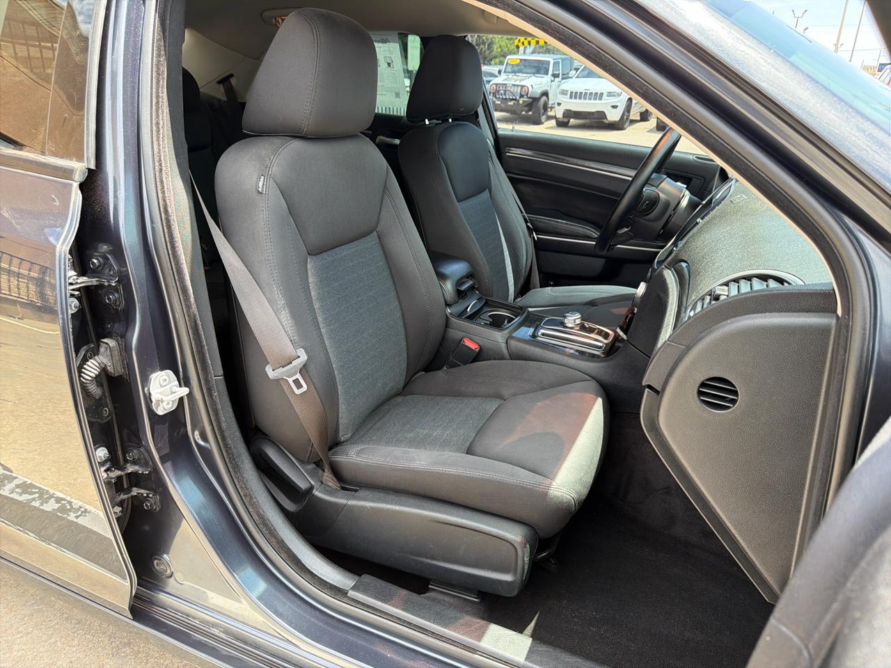 Chrysler 300 Touring RWD 2018