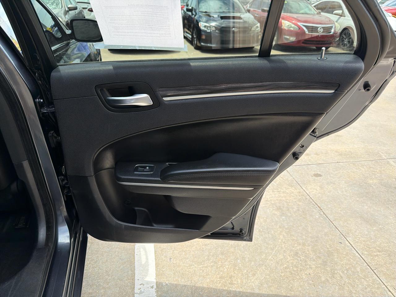 Chrysler 300 Touring RWD 2018