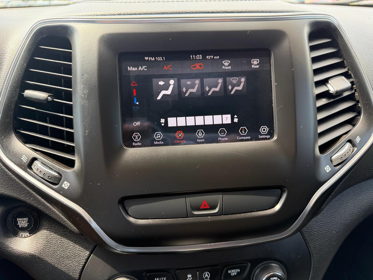 Jeep Cherokee Latitude Plus FWD 2019