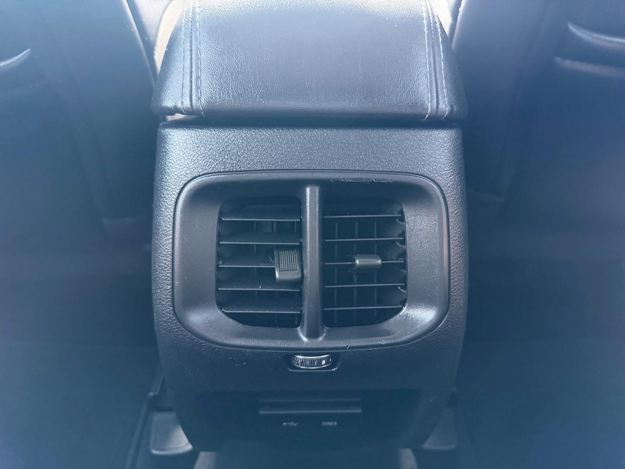 Jeep Cherokee Latitude Plus FWD 2019
