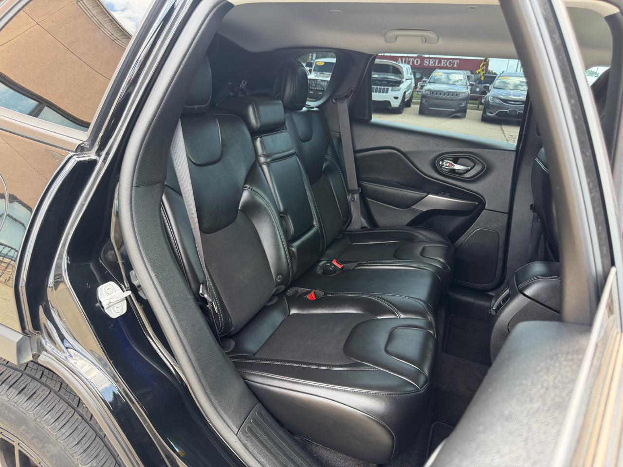 Jeep Cherokee Latitude Plus FWD 2019