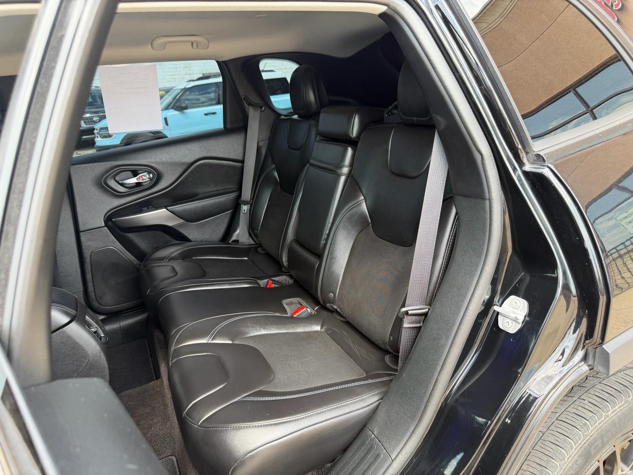 Jeep Cherokee Latitude Plus FWD 2019