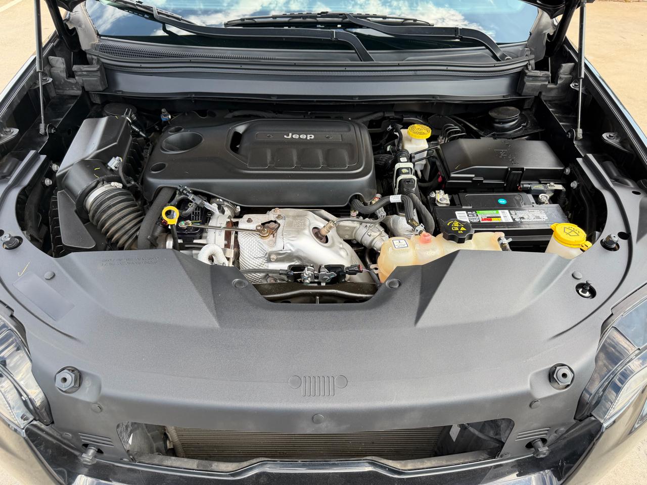 Jeep Cherokee Latitude Plus FWD 2019