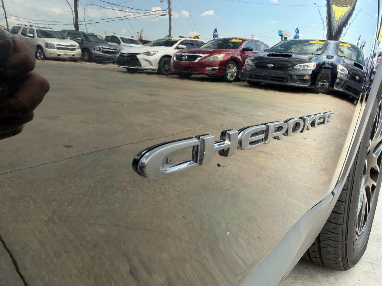 Jeep Cherokee Latitude Plus FWD 2019