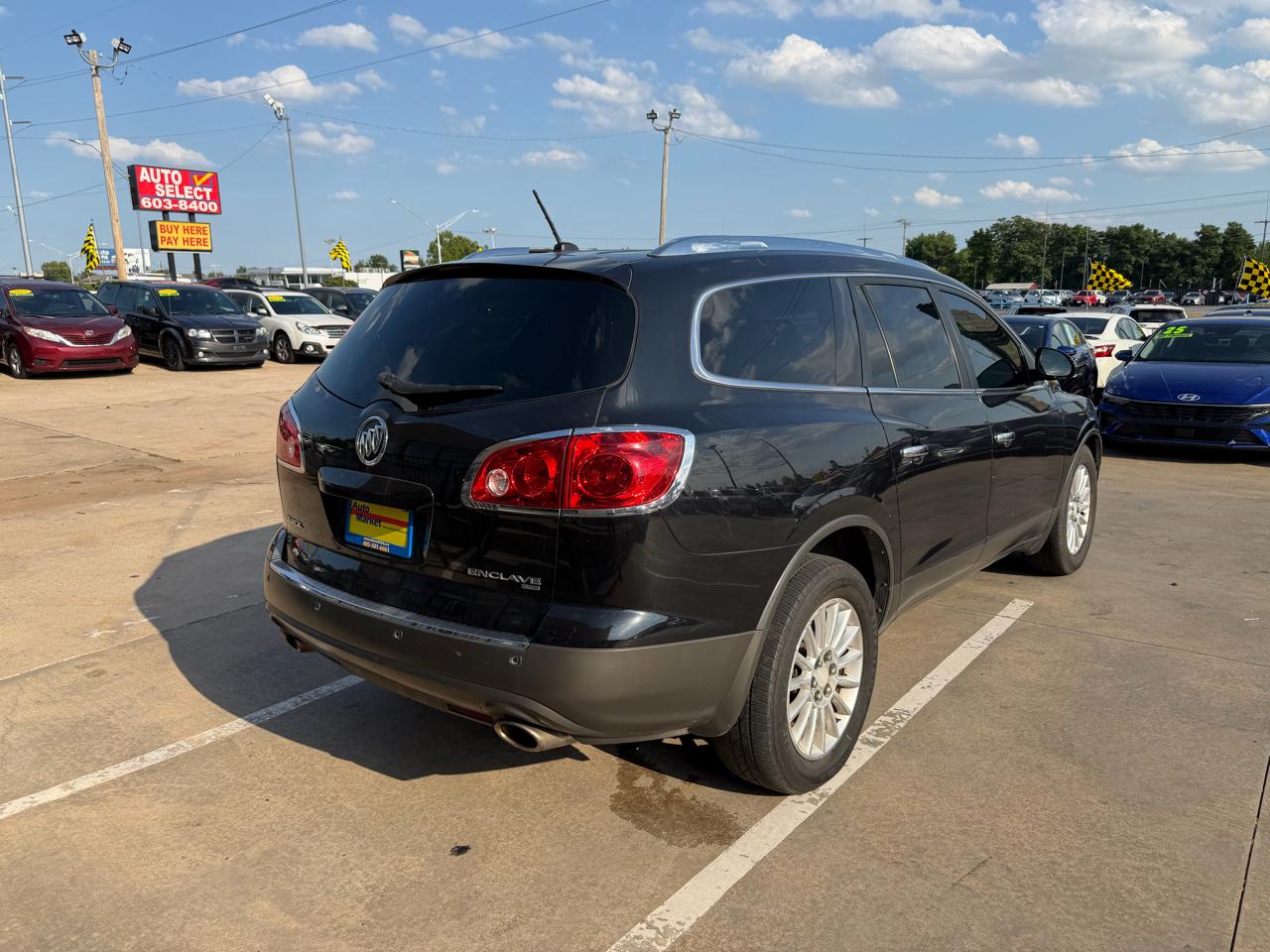 Buick Enclave AWD 4dr Leather 2012