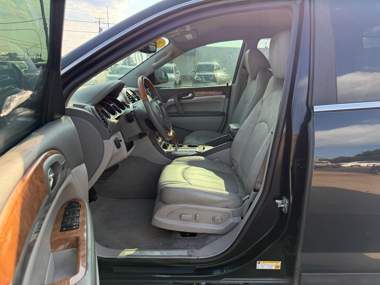 Buick Enclave AWD 4dr Leather 2012