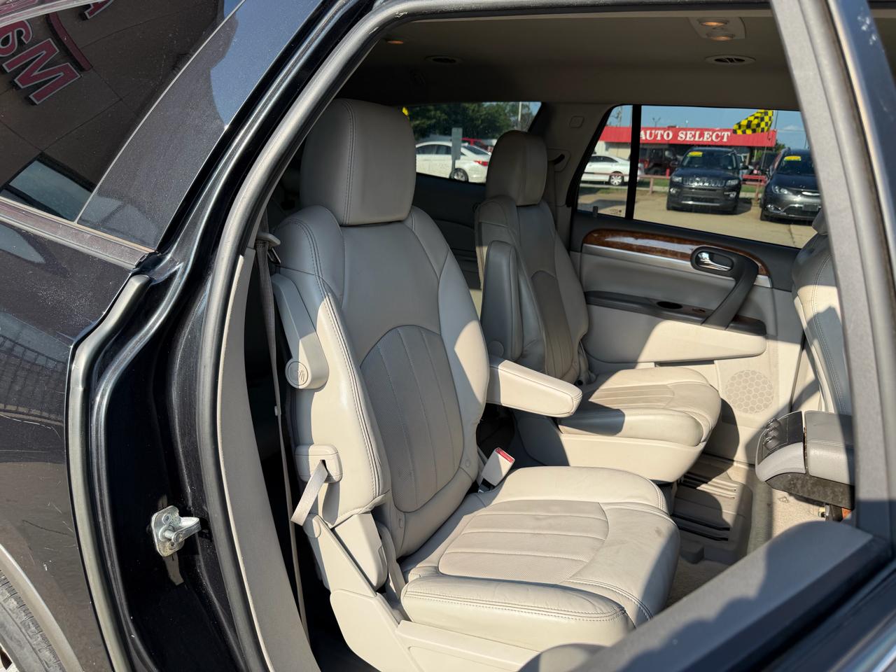 Buick Enclave AWD 4dr Leather 2012